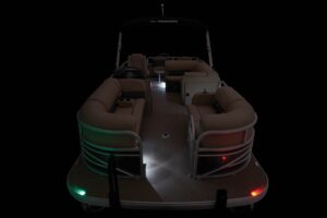 プレジャーボート　サントラッカー22DLX ポンツーンボート パーティーボート バスボートジャパン　ダイヤモンドマリン